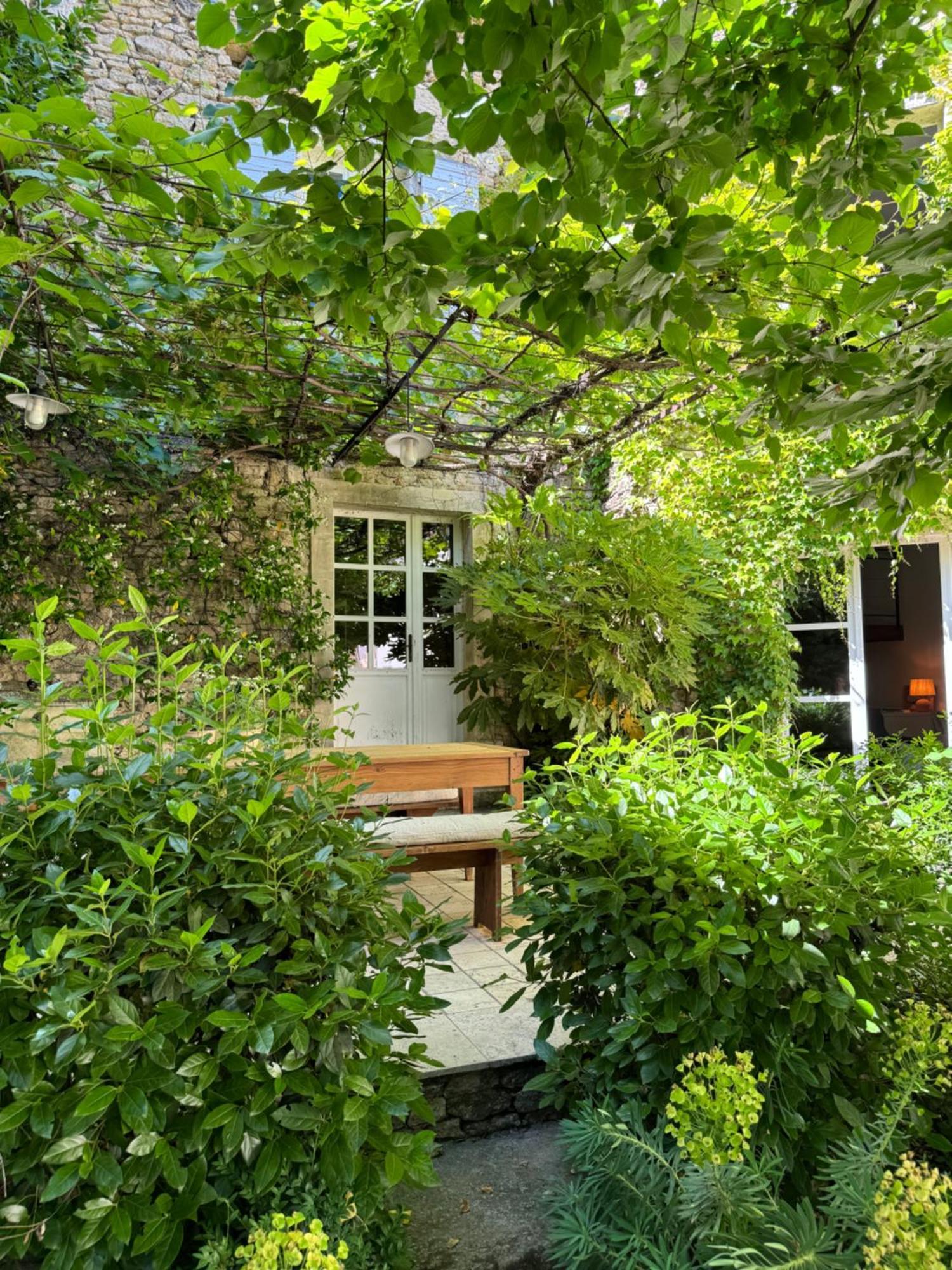 Le Clos De Gordes B&B 외부 사진